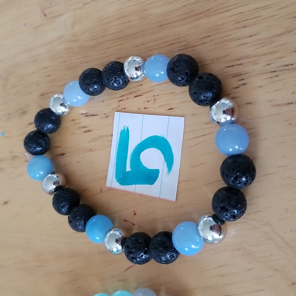 bracelets - Picture 6 of 11